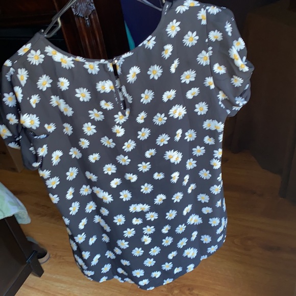 Sheer Black Daisy Summer Top small - Picture 4 of 8